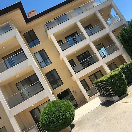 Apartment Extra Lux B8 *